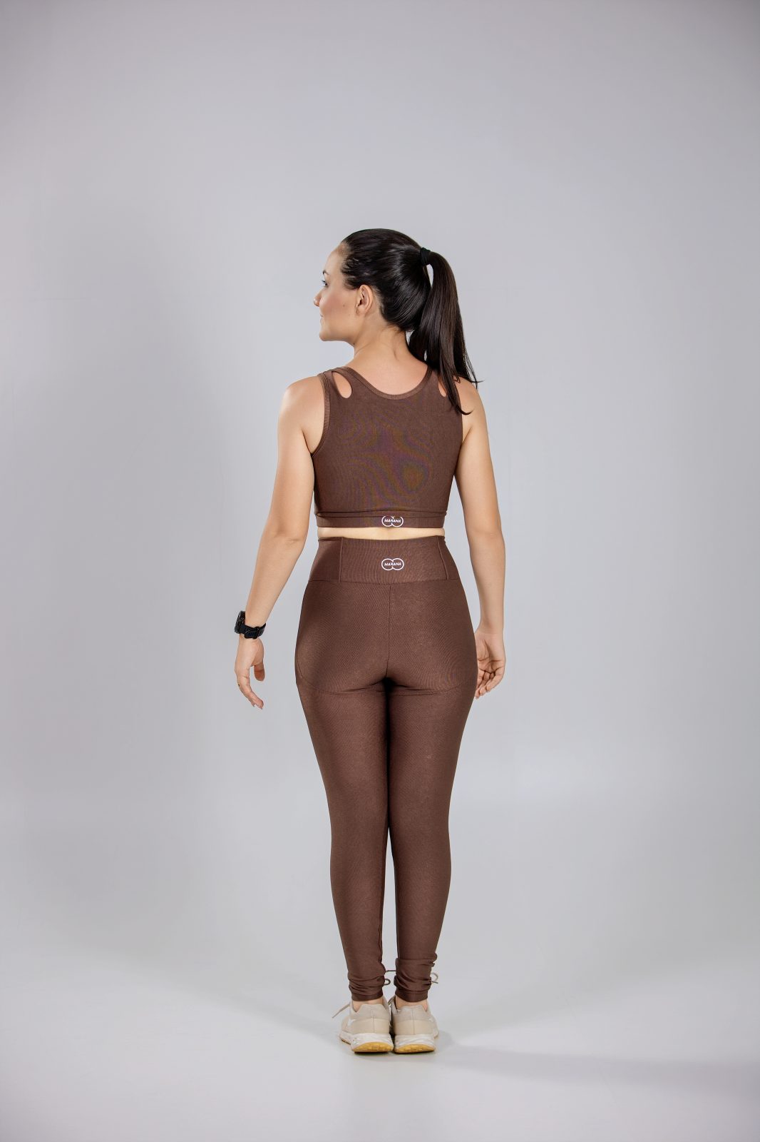 Calça levanta bumbum com forro glow