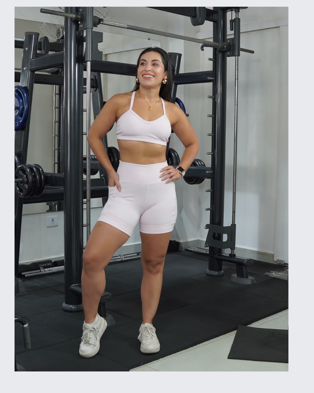SHORT JACQUAR COM BOLSO LATERAL