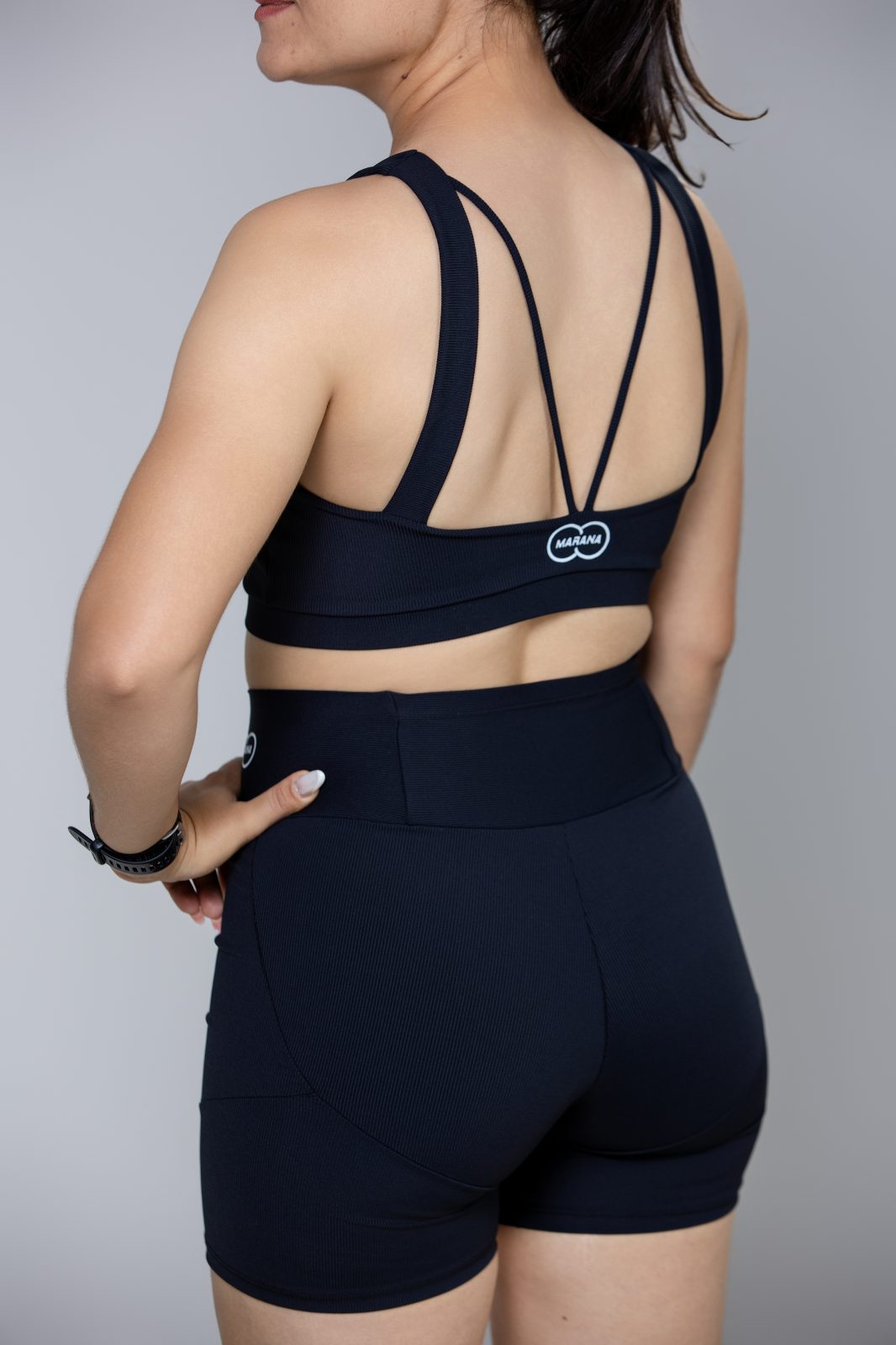 Top alças em strappy